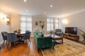 Beautiful 2 bed apt in the heart of Mayfair, close to Tube